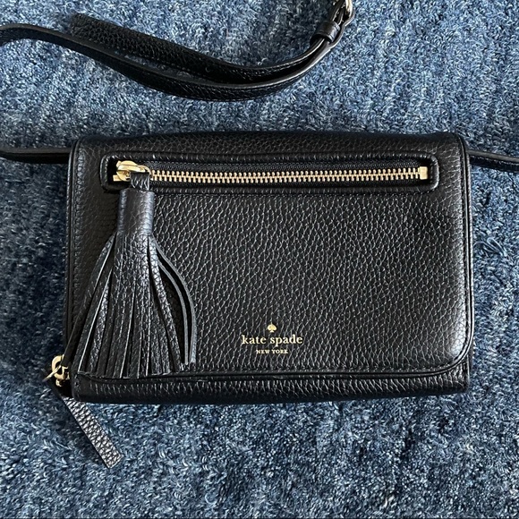 Kate Spade Chester Street Avie Crossbody Bag
